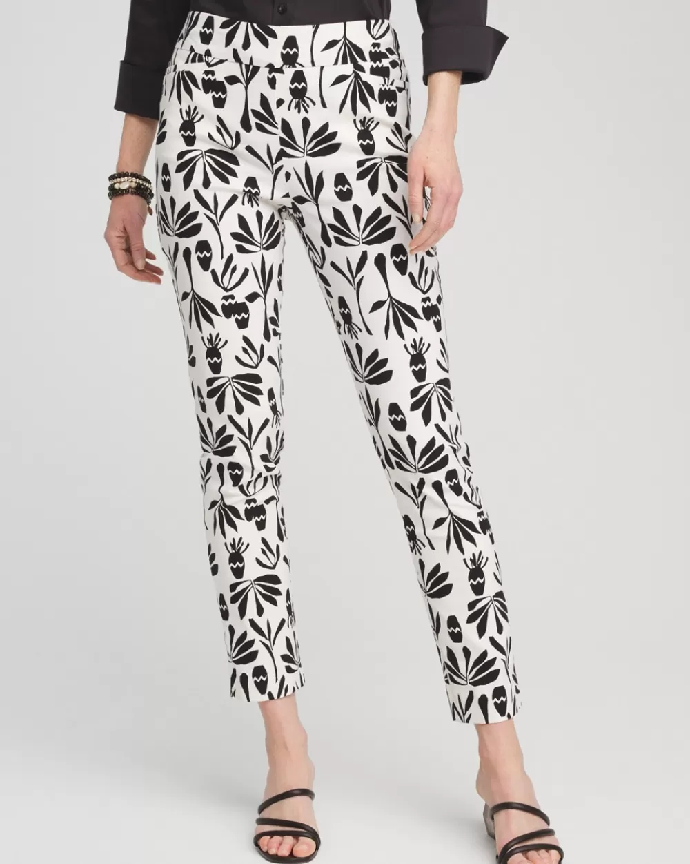 Discount Brigitte Artisan Print Ankle Pants Pants