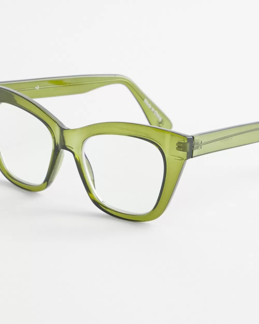 Store Cateye Readers Eyewear