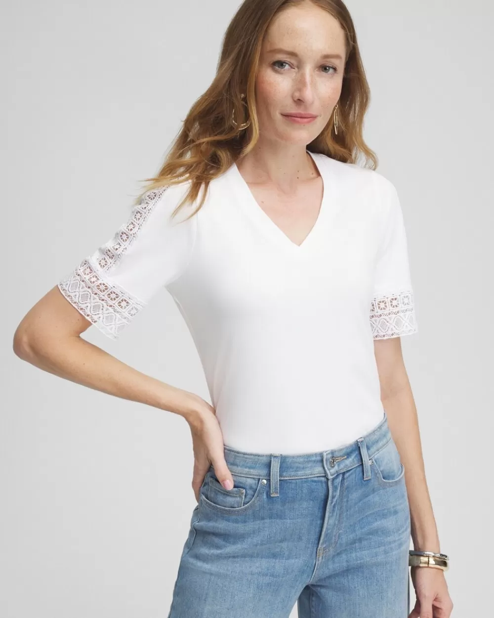 Outlet Trim Detail V-neck Tee Tops