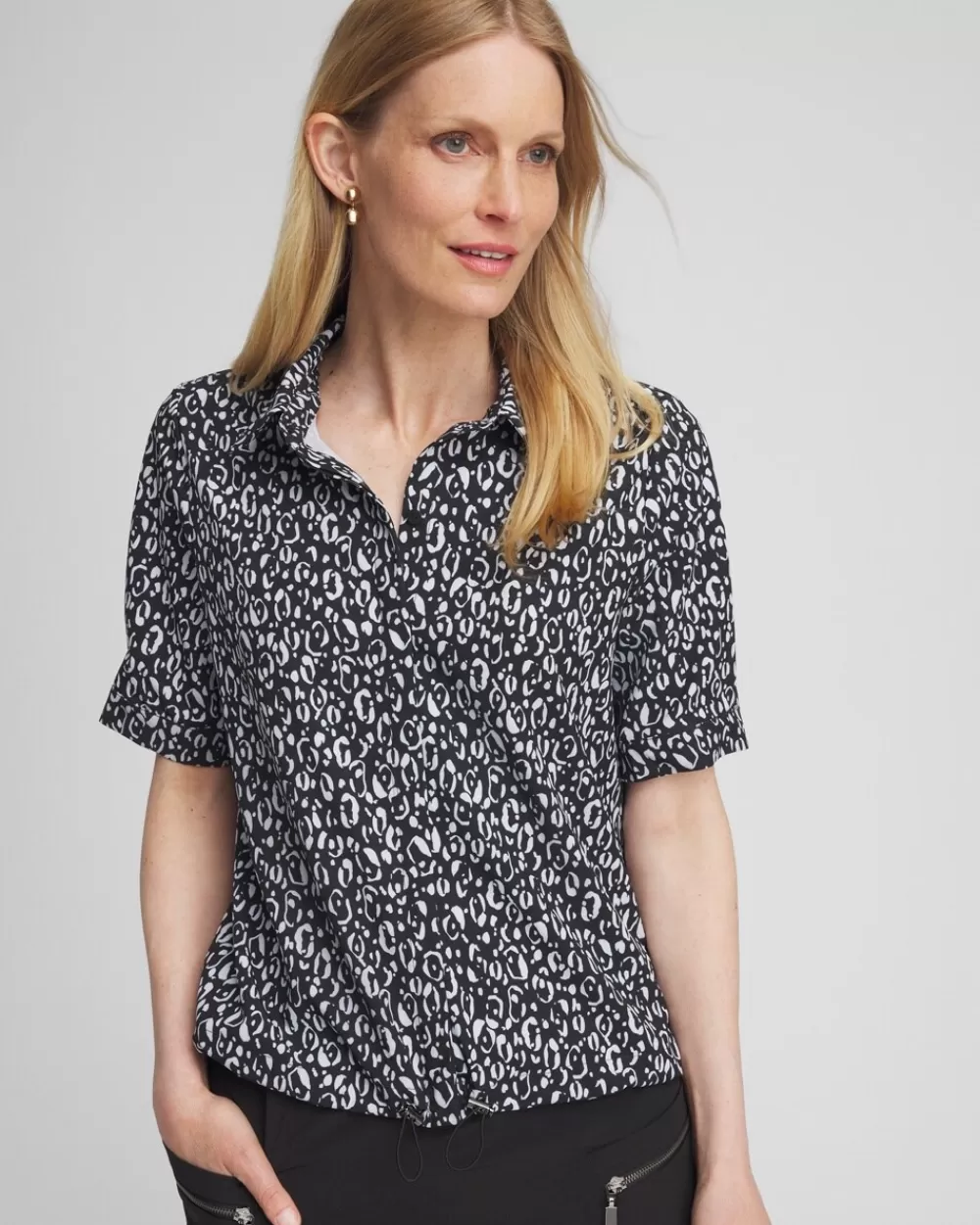 Discount Zenergy® UPF Animal Print Bungee Shirt Tops